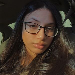 Meet your Posher, Kyla